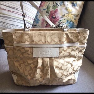 Coach classic canvas logo tote